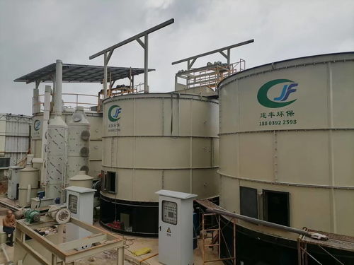 雞糞快速發酵有機肥的方法 發酵罐與翻堆機的應用